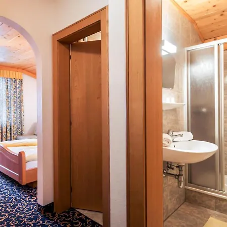Appartement Ferien- Und Reitanlage Altachhof.1 *